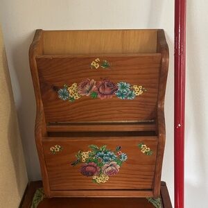 Vintage Floral Wooden Wall Organizer